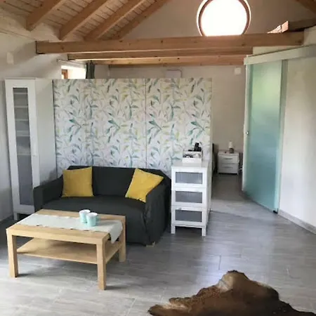 'feel So Good' Apartment Göd